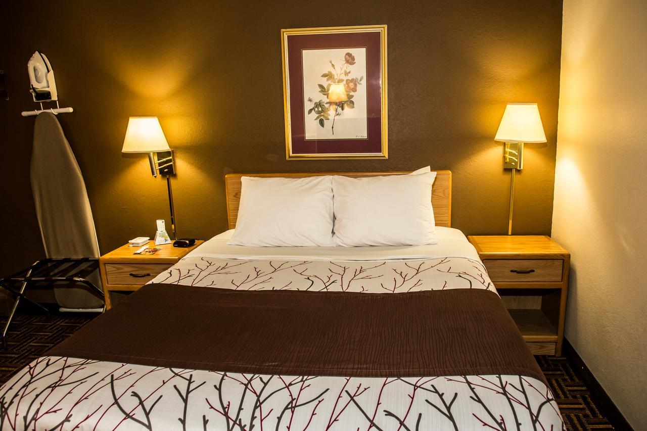 Americas Best Value Inn & Suites Detroit Lakes Dış mekan fotoğraf